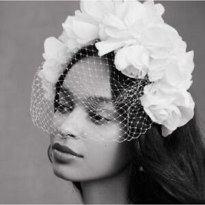 Anthropologie Suzanne Ceremony Elegant White Floral Headpiece with Veil New